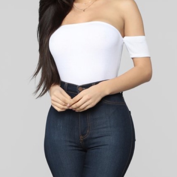 White Top - Picture 2 of 3